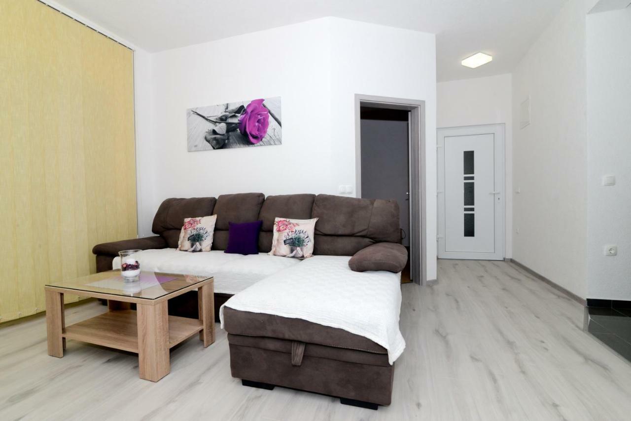 Apartmens Leona Zadar Exterior photo